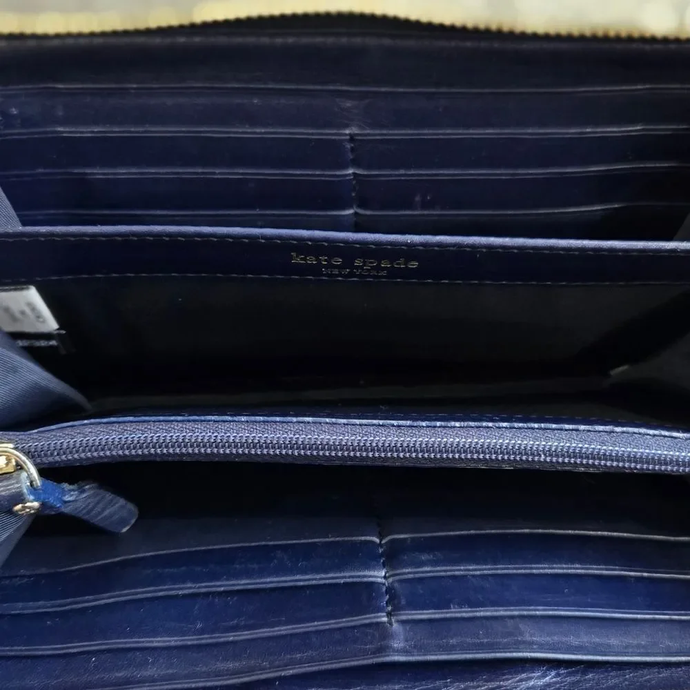 🐢 Kate Spade New York Zip Around Wallet Like New